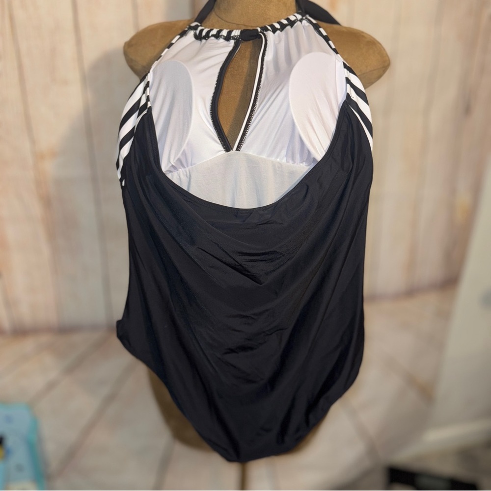 NWT Black and White Striped Tie Halter Women's One Piece Swimsuit-Aqua Eve 20W - Picture 3 of 4